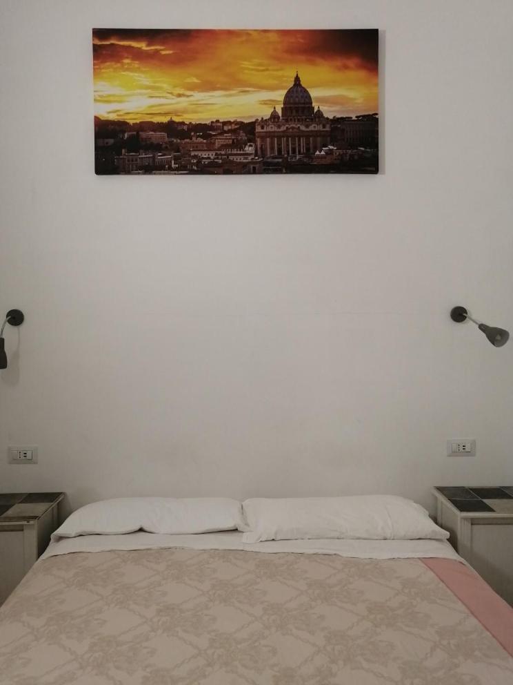Roma Prince Inn Accommodation Gasthof